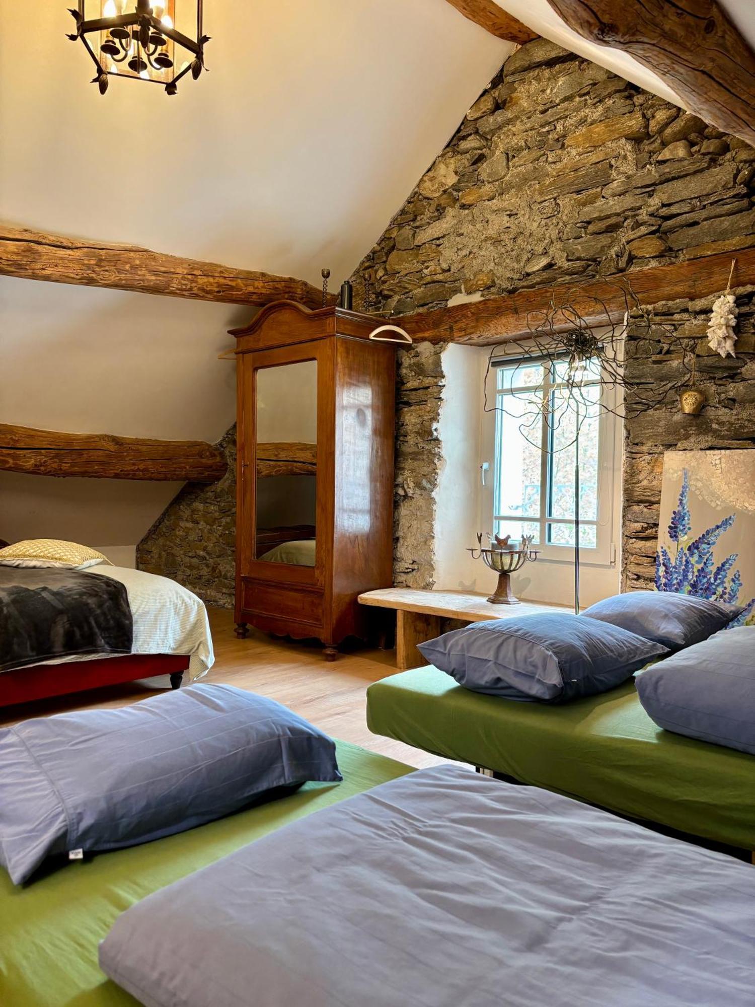 Casa Belgeri - Bed & Breakfast Dongio Bagian luar foto